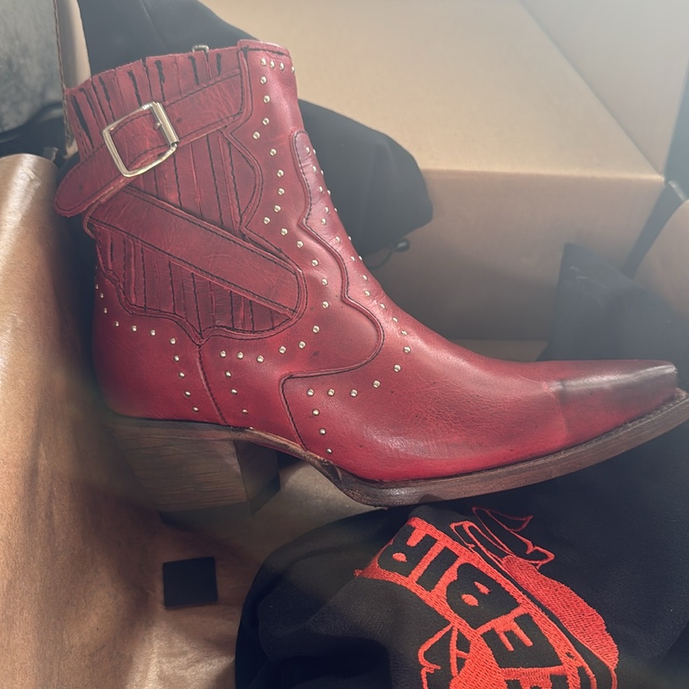 NEW Freebird Morgan boots in box - Picture 12 of 16